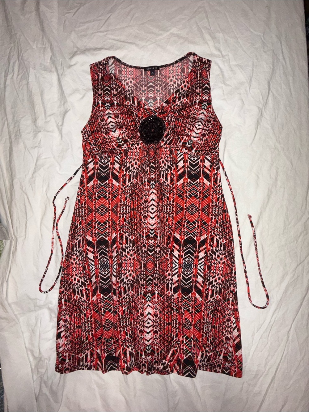 Sami & Jo Red and Black Sleeveless Patterned Dress with Center Medallion Ties